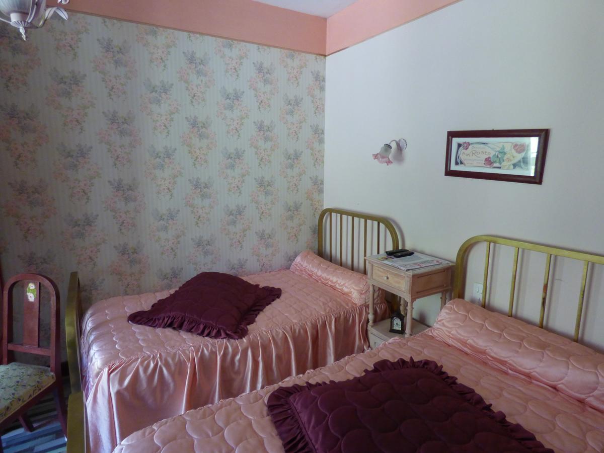 לינה וארוחת בוקר Royères-Saint-Léonard Beau Site Guimauve Et Vieilles Dentelles מראה חיצוני תמונה