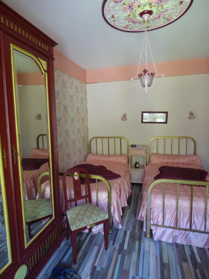 לינה וארוחת בוקר Royères-Saint-Léonard Beau Site Guimauve Et Vieilles Dentelles מראה חיצוני תמונה